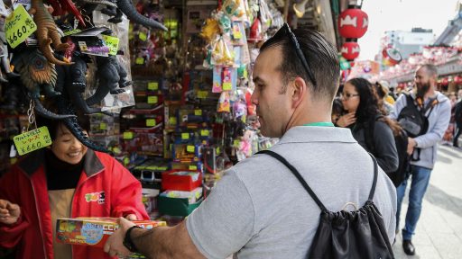 service member shops at foreign market