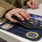 hand using computer mouse