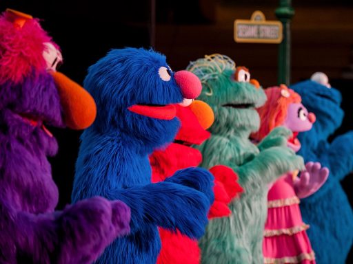 Building Community With Sesame Street and Military OneSource Resources
