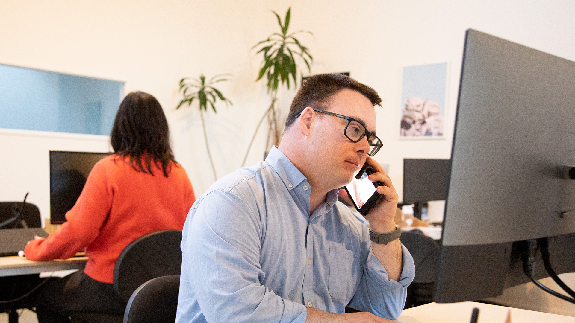 Differently abled coworkers in office